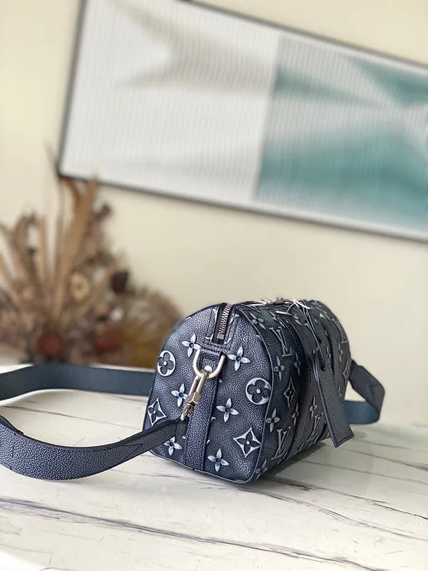 Fashion Lu-Vi bags - 4500