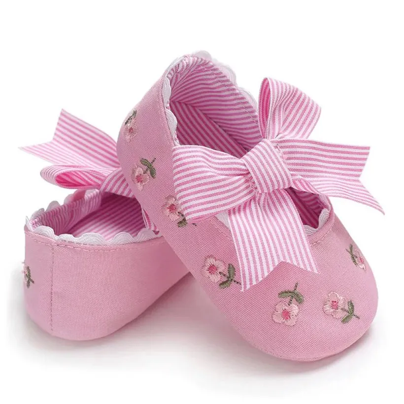 Mary Jane's Bow Shoes