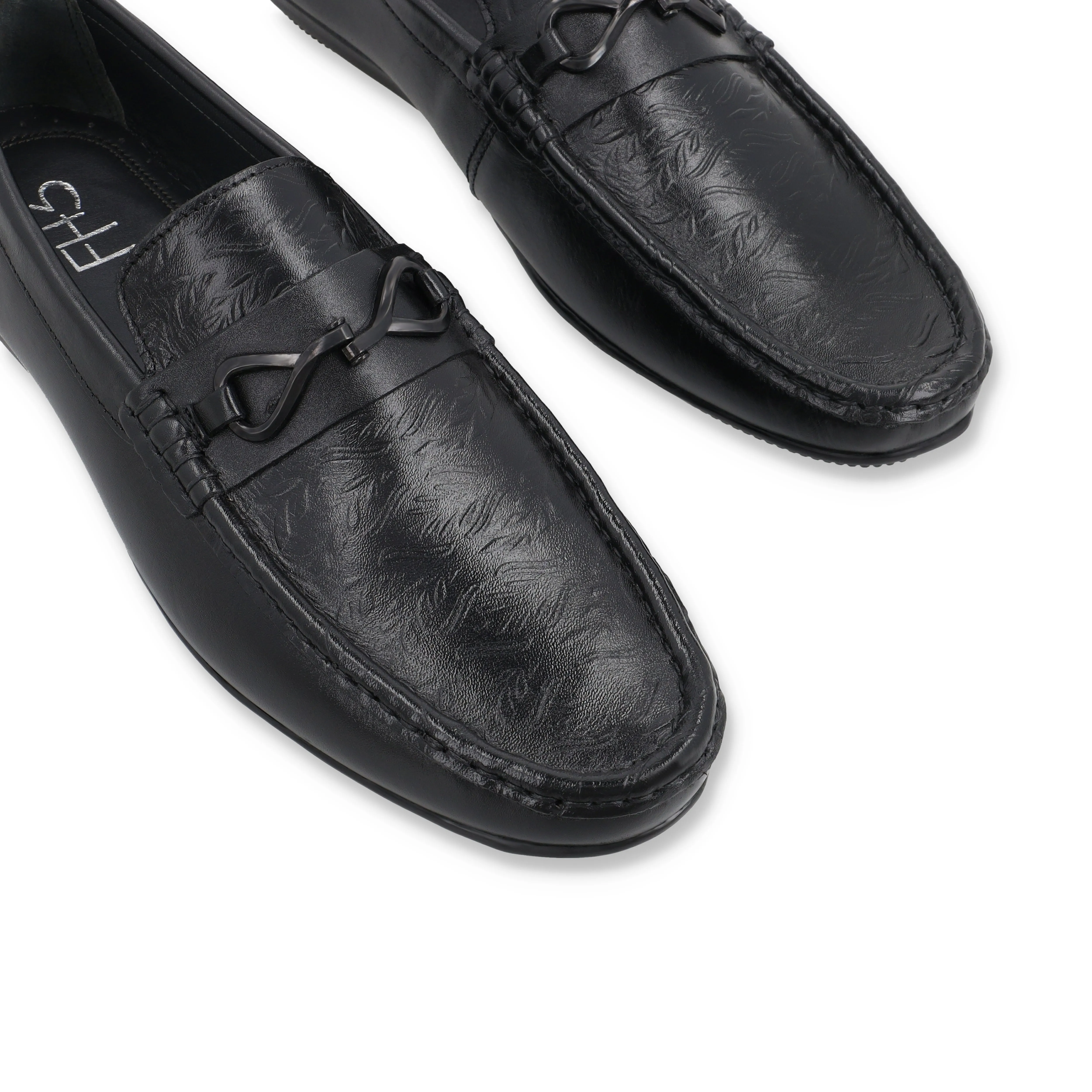 Metallic Twisted Buckled Moccasins - Black