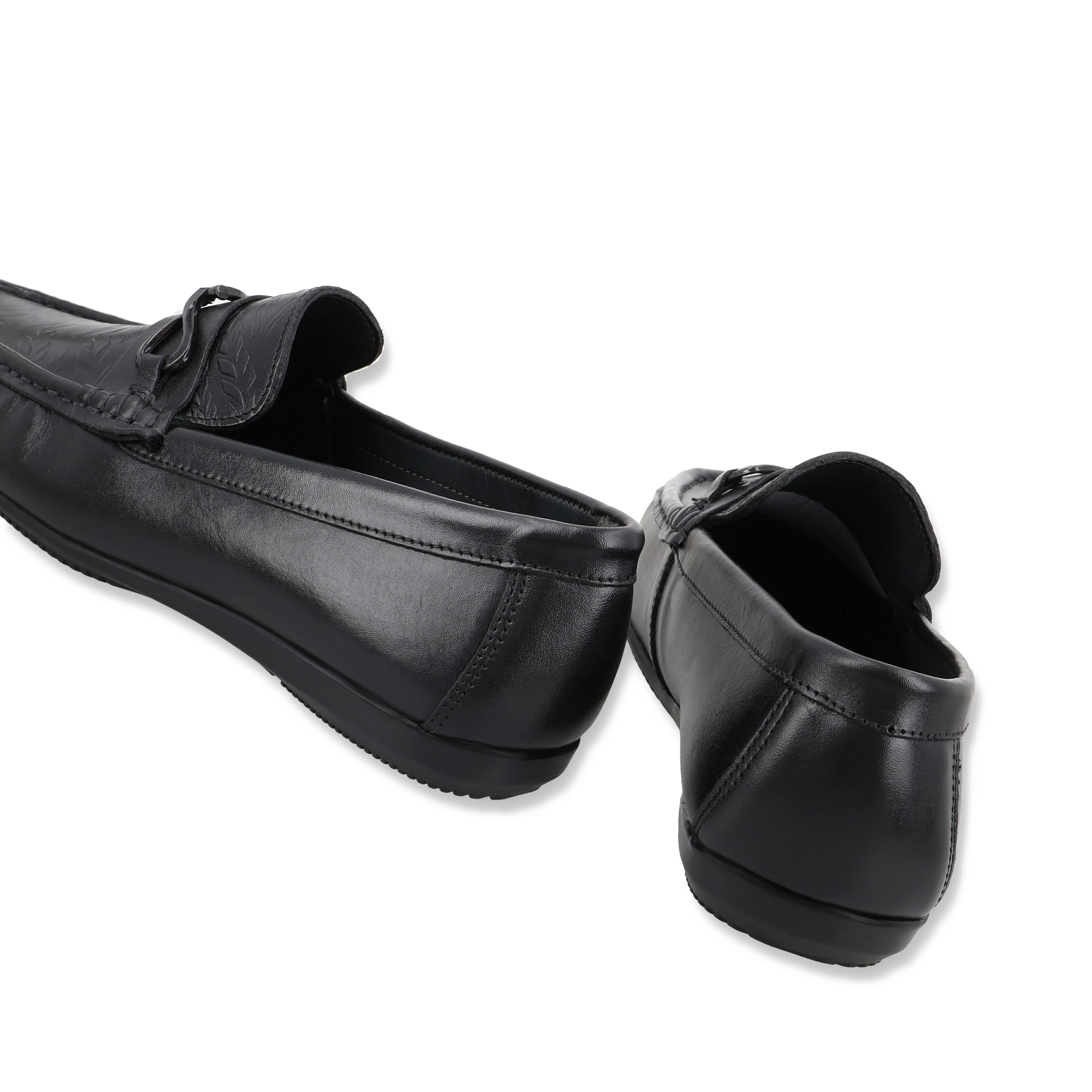 Metallic Twisted Buckled Moccasins - Black