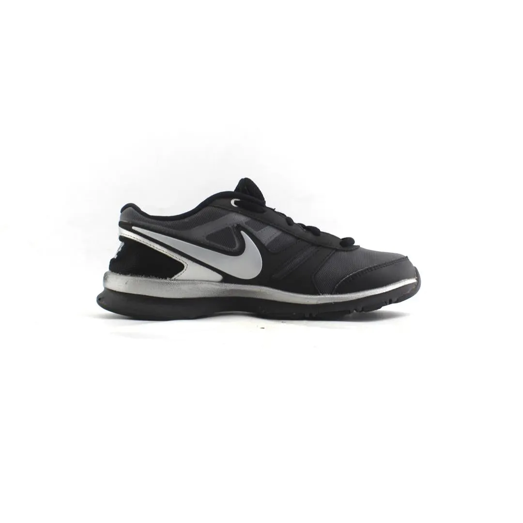 NIKE TOTAL CORE TR 2