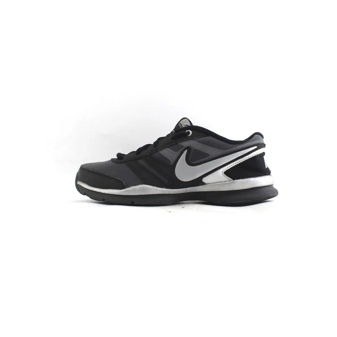 NIKE TOTAL CORE TR 2