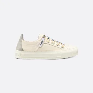 Walk'n' Suede Sneaker